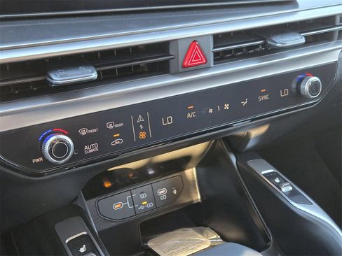 New 2026 Kia Sorento S image 14