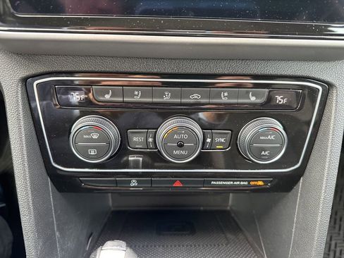 Used 2021 Volkswagen Atlas SEL Premium image 19