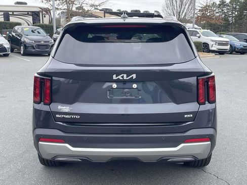 New 2026 Kia Sorento EX AWD/4WD image 10