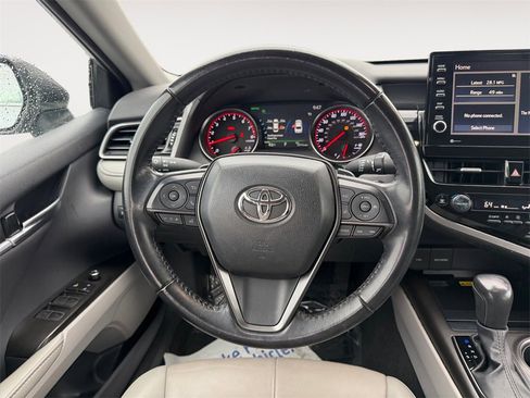 Used 2023 Toyota Camry XSE image 12