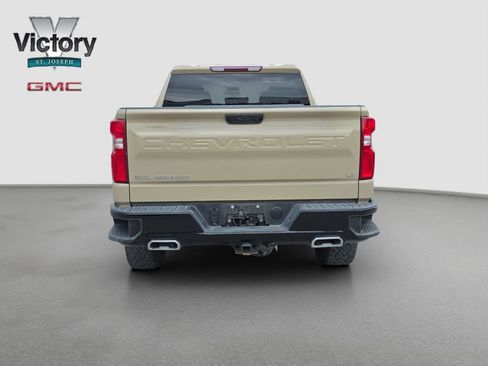 Used 2023 Chevrolet Silverado 1500 LT Trail Boss AWD/4WD image 16