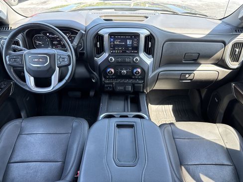 Used 2021 GMC Sierra 1500 SLT w/ SLT Premium Plus Package AWD/4WD image 16