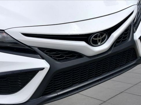 Used 2024 Toyota Camry SE FWD image 29