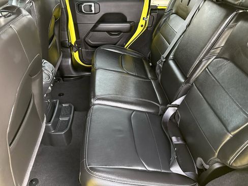 Used 2023 Jeep Wrangler Unlimited Sahara w/ Cold Weather Group image 30