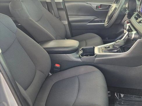 Used 2023 Toyota RAV4 LE AWD/4WD image 20