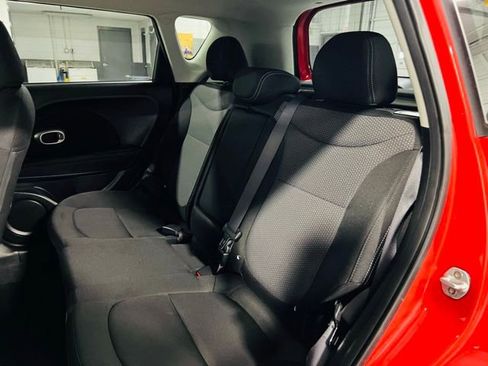 Used 2019 Kia Soul + FWD image 24