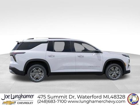 New 2026 Chevrolet Traverse LT w/ LPO, Floor Liner Package AWD/4WD image 5