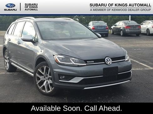 Used 2019 Volkswagen Golf Alltrack SE AWD/4WD image 1