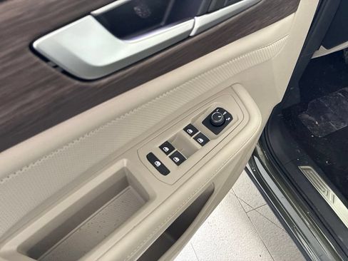 New 2026 Volkswagen Atlas SEL AWD/4WD image 32
