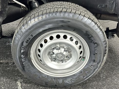 Used 2025 Toyota Tacoma SR image 14