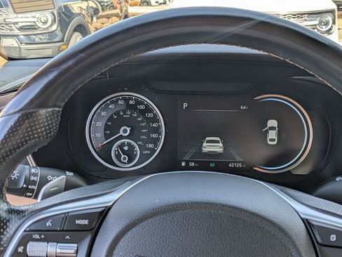 Used 2022 Genesis G70 3.3T image 19