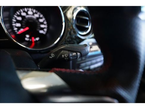 Used 2016 Ford Mustang Coupe RWD image 21