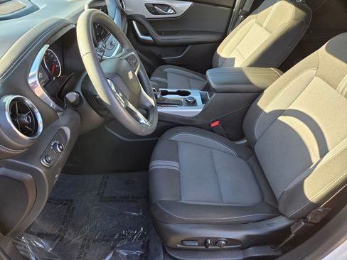 Used 2023 Chevrolet Blazer LT w/ Convenience Package FWD image 10