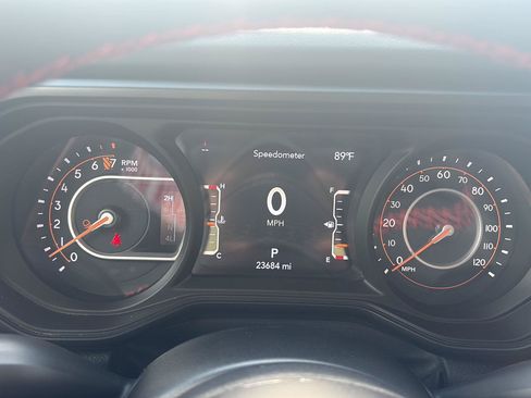 Used 2024 Jeep Gladiator Rubicon AWD/4WD image 41