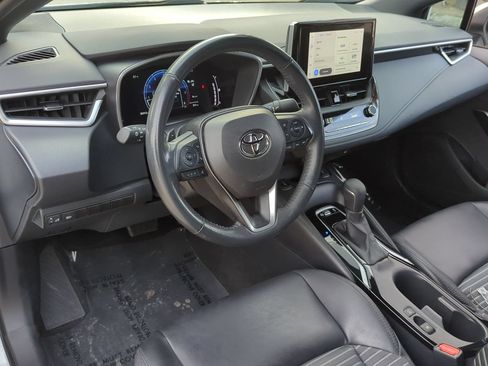 Used 2023 Toyota Corolla XSE FWD image 9