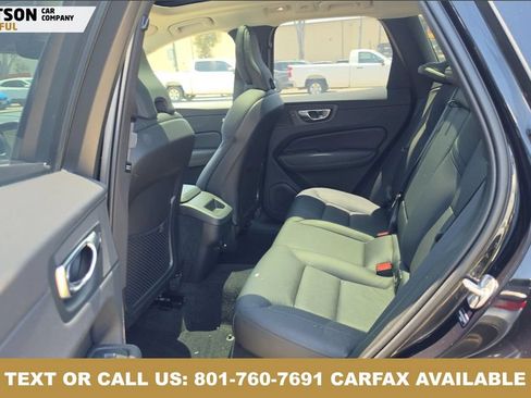 Used 2025 Volvo XC60 B5 Plus AWD/4WD image 7