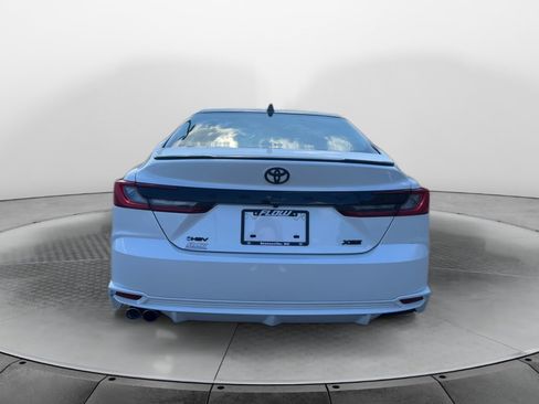 Used 2025 Toyota Camry XSE FWD image 14