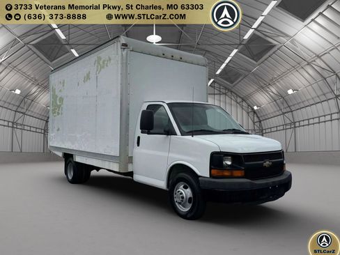Used 2013 Chevrolet Express 3500 Extended image 1