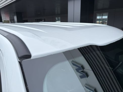 Certified 2025 Ford F350 Lariat w/ Black Appearance Package image 9