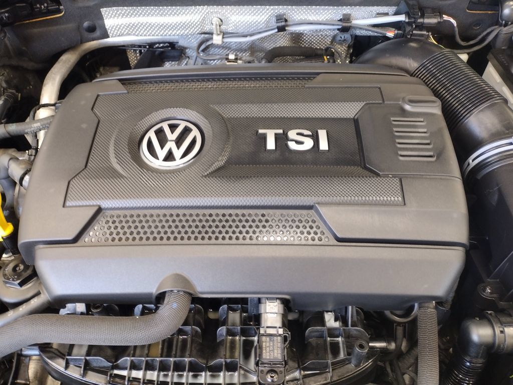 Used 2016 Volkswagen Golf SE FWD image 7