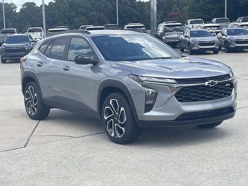 New 2026 Chevrolet Trax RS w/ Driver Confidence Package FWD image 5