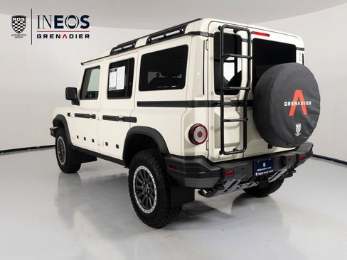 Used 2025 INEOS Grenadier Fieldmaster Edition AWD/4WD image 4