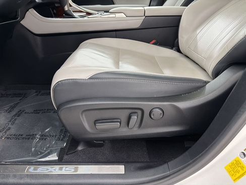 Used 2019 Lexus RX 450hL Premium w/ Premium Package AWD/4WD image 15