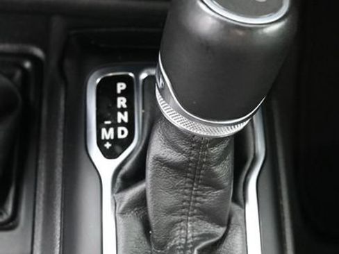 Used 2023 Jeep Wrangler Unlimited Sahara AWD/4WD image 27