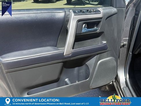 Used 2018 Toyota 4Runner SR5 image 18