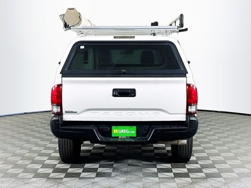 Used 2022 Toyota Tacoma SR RWD image 7