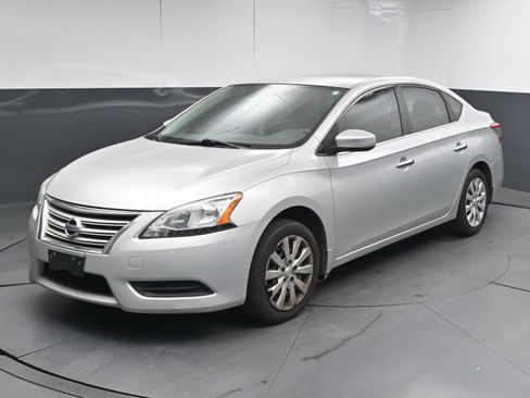 Used 2013 Nissan Sentra S image 4
