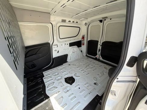 Used 2021 RAM ProMaster City Tradesman FWD image 12