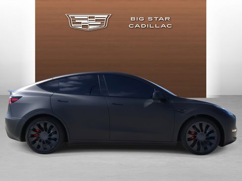 Used 2025 Tesla Model Y Performance image 6