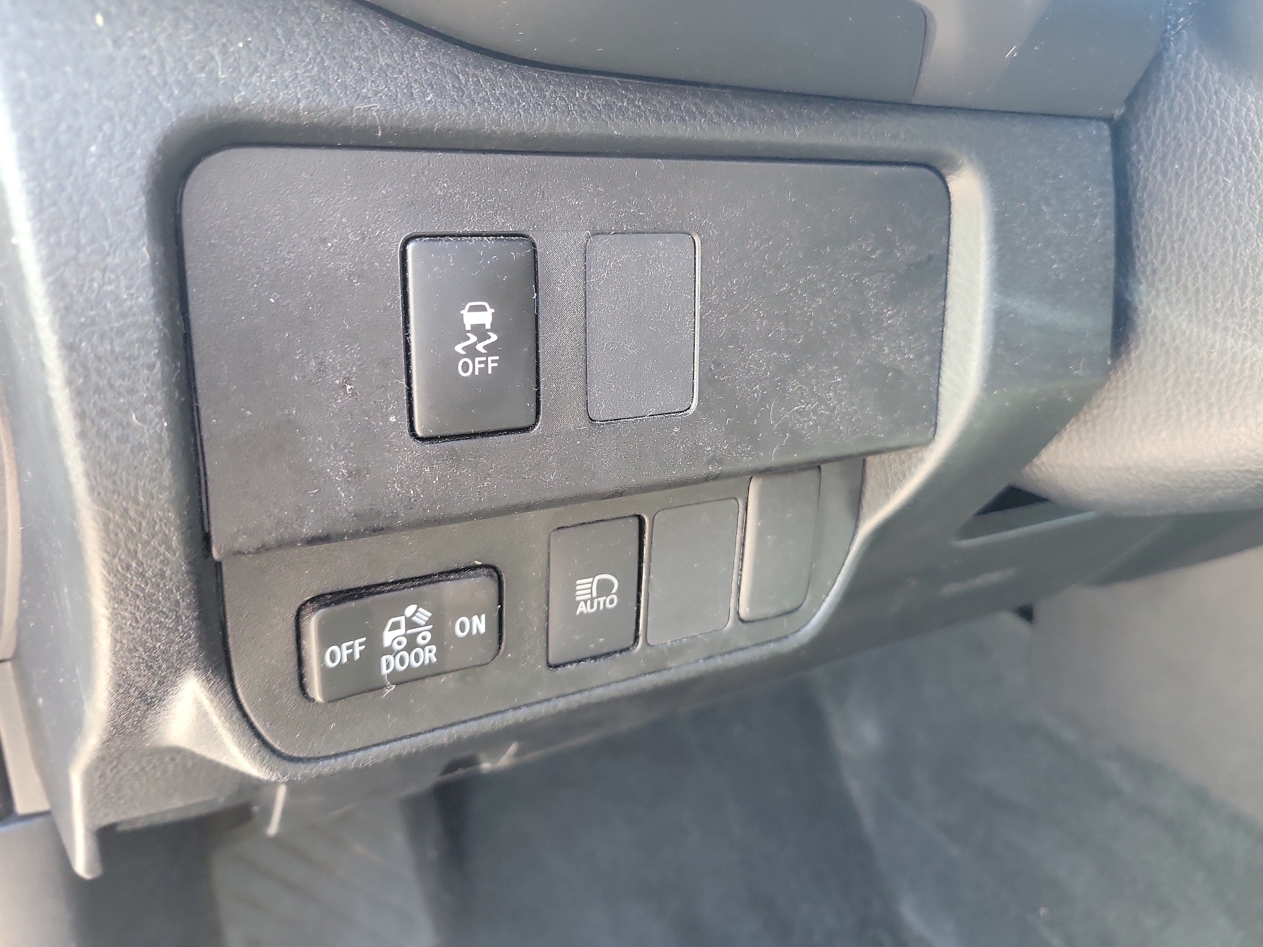 Used 2023 Toyota Tacoma SR5 w/ Technology Package RWD image 24