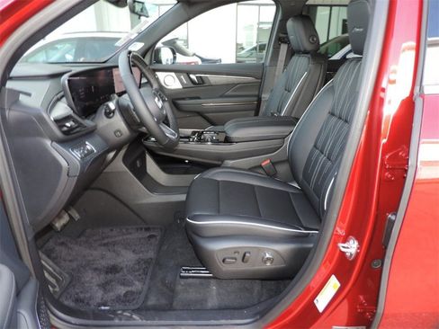 New 2026 Buick Enclave Avenir image 16