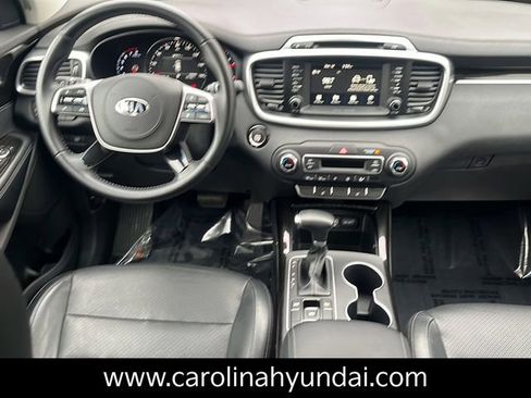 Used 2019 Kia Sorento EX image 14