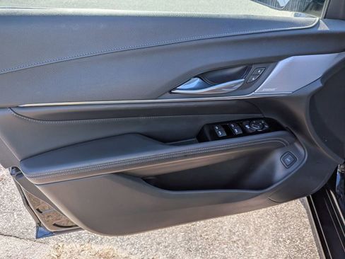 Certified 2021 Cadillac CT4 Luxury w/ Sun And Sound Package image 10