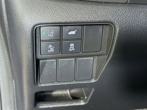 Used 2021 Honda CR-V EX-L image 10