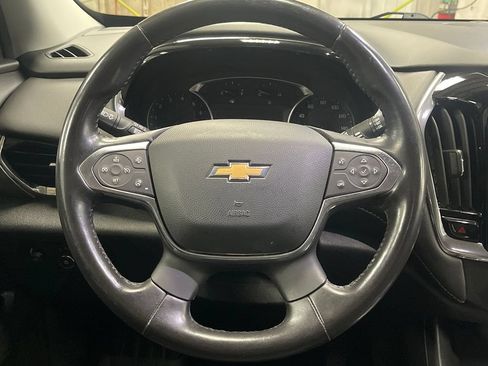 Used 2020 Chevrolet Traverse LT w/ Driver Confidence II Package AWD/4WD image 20