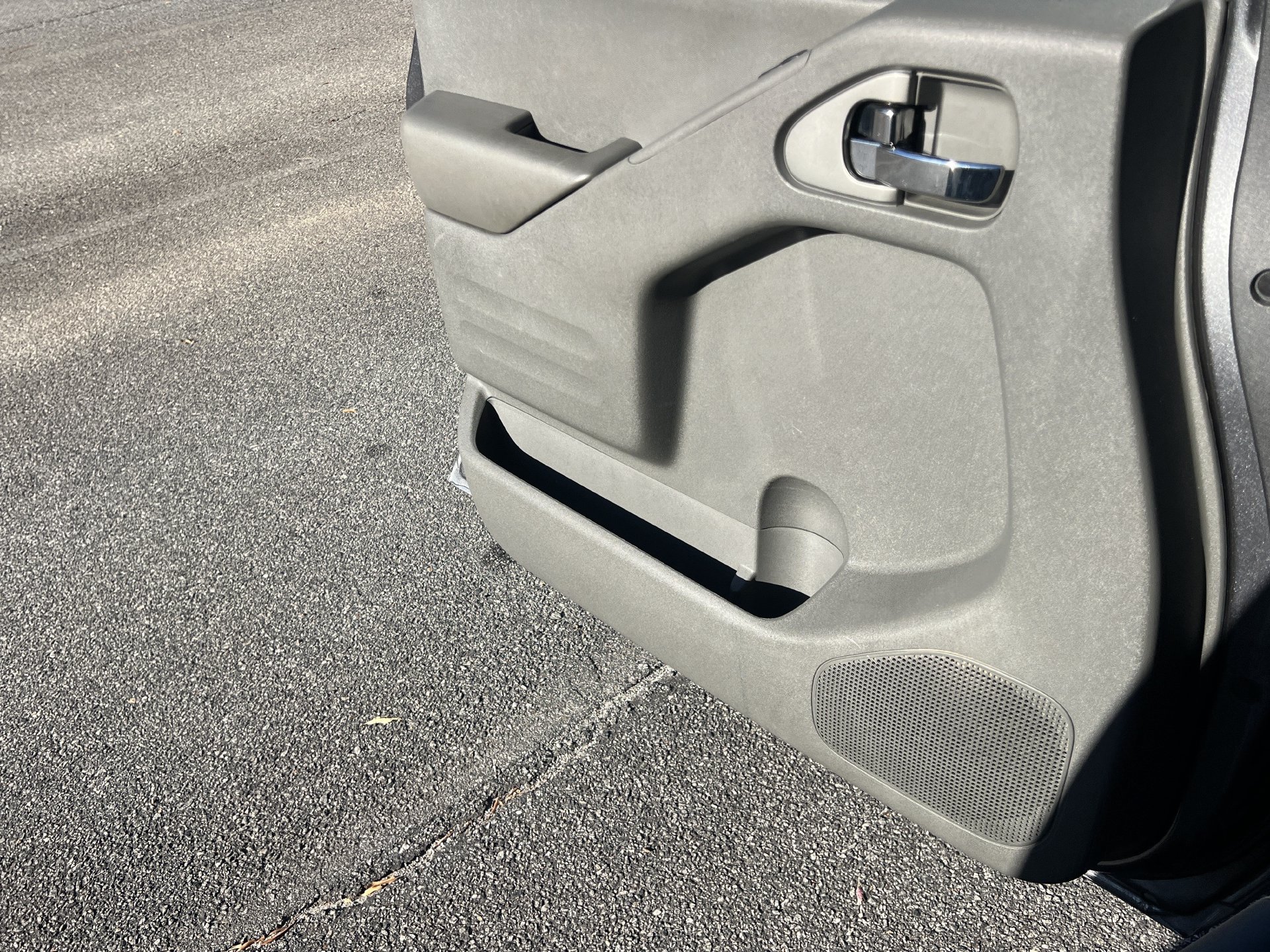 Used 2019 Nissan Frontier SV w/ Value Truck Package RWD image 13