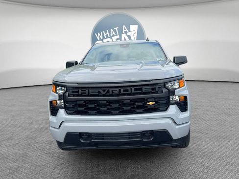Used 2024 Chevrolet Silverado 1500 Custom AWD/4WD image 9