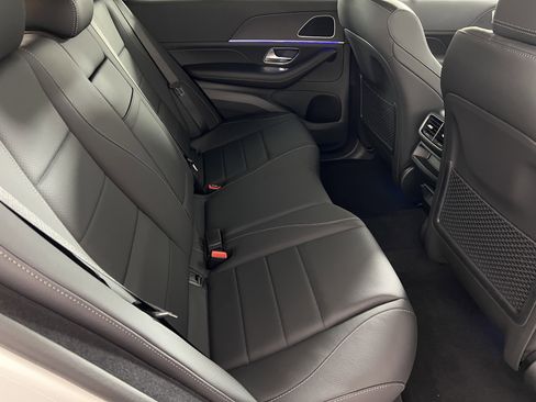 Used 2025 Mercedes-Benz GLE 450 4MATIC image 23