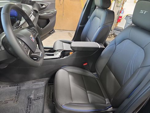 New 2026 Buick Envista Sport Touring w/ Convenience II Package FWD image 14