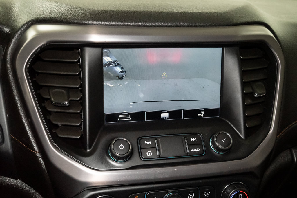 Used 2020 GMC Acadia AT4 w/ Driver Alert Package II AWD/4WD image 17