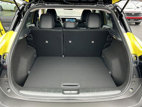 New 2026 Nissan Kicks SR w/ SR Premium Package image 13