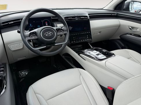 Certified 2024 Hyundai Tucson Limited AWD/4WD image 15