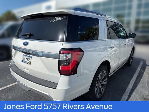 Certified 2020 Ford Expedition Platinum AWD/4WD image 3