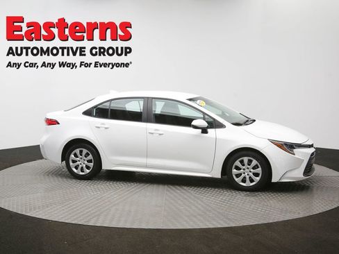 Used 2024 Toyota Corolla LE image 45