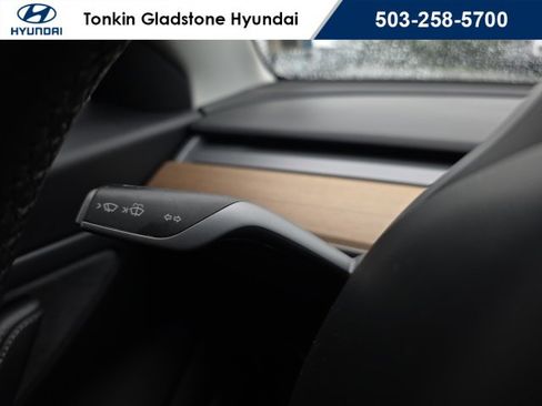 Used 2020 Tesla Model 3 Performance image 13