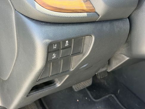 Used 2018 Honda CR-V EX image 8